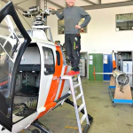 echelle-a-marche-pour-maintenance-helices-helicoptere-bo-105