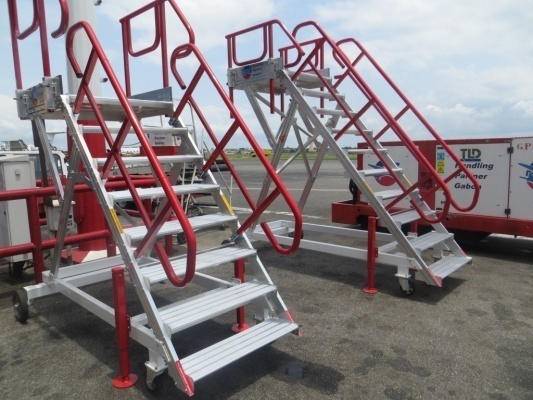 Escabeau de piste mobile en aluminium pour avion