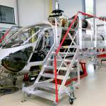Lateral docks for helicopter maintenance